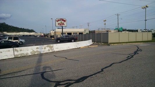 100 Putnam Village Drive, Hurricane, WV 25526